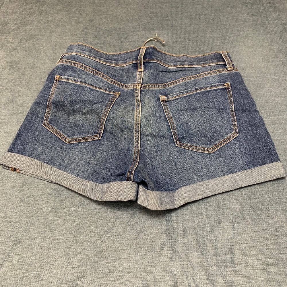 Old Navy Boyfriend Shorts Womens 10 Blue Denim Cotton Stretch Cuffed Hem Casual